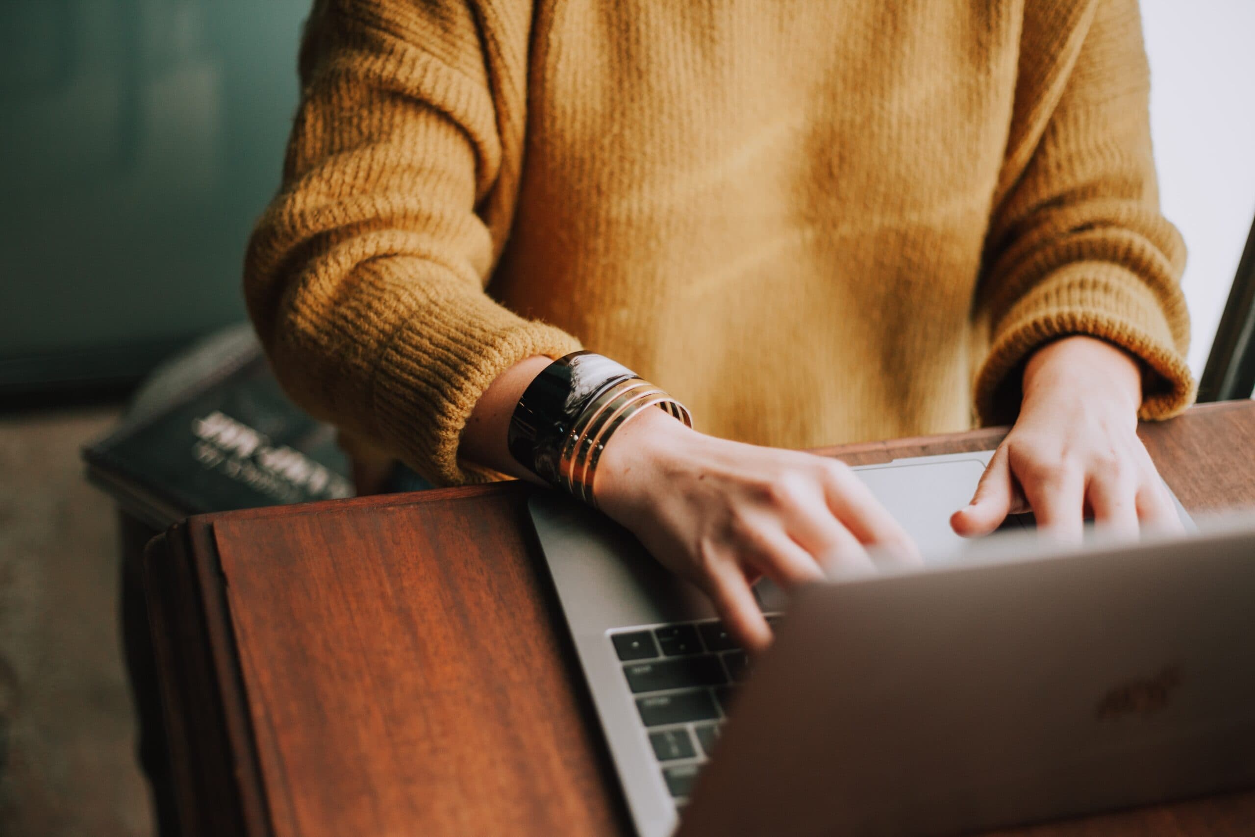 Greening the Workspace: How Hybrid Work and Room Scheduling Software Cut Carbon Footprints