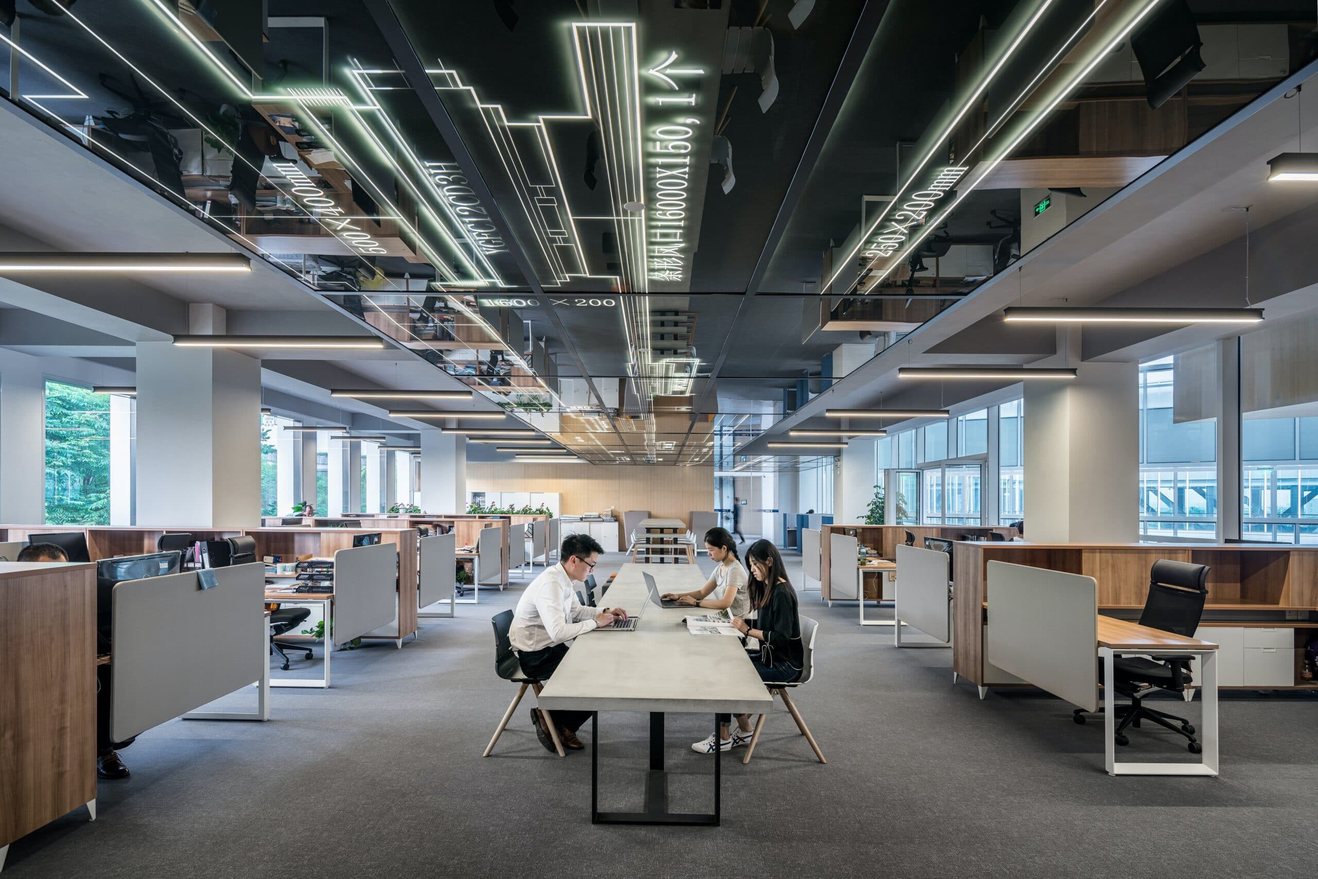 How to manage the attendance in Hybrid work mode?